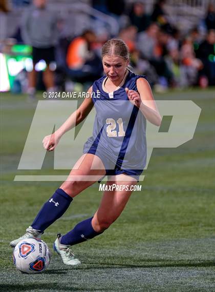 Thumbnail 1 in Rowland Hall vs. Waterford (UHSAA 2A Semifinal) photogallery.
