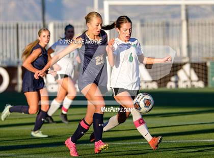 Thumbnail 1 in Rowland Hall vs. Waterford (UHSAA 2A Semifinal) photogallery.