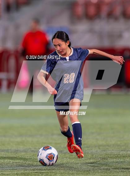 Thumbnail 2 in Rowland Hall vs. Waterford (UHSAA 2A Semifinal) photogallery.