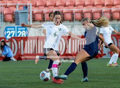 Thumbnail 1 in Rowland Hall vs. Waterford (UHSAA 2A Semifinal) photogallery.