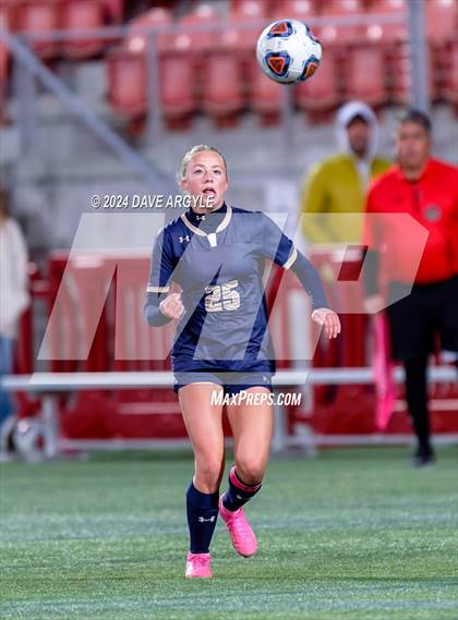 Thumbnail 1 in Rowland Hall vs. Waterford (UHSAA 2A Semifinal) photogallery.