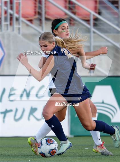 Thumbnail 1 in Rowland Hall vs. Waterford (UHSAA 2A Semifinal) photogallery.