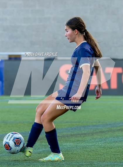Thumbnail 1 in Rowland Hall vs. Waterford (UHSAA 2A Semifinal) photogallery.