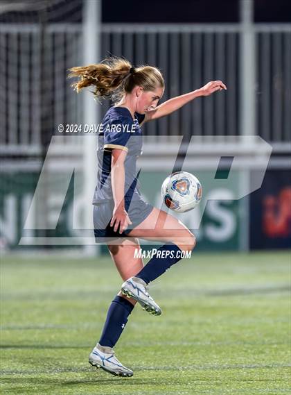 Thumbnail 1 in Rowland Hall vs. Waterford (UHSAA 2A Semifinal) photogallery.