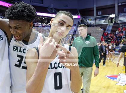 Thumbnail 2 in Staley vs Kickapoo (MSHSAA Class 6 Championship) photogallery.