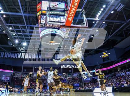 Thumbnail 1 in Staley vs Kickapoo (MSHSAA Class 6 Championship) photogallery.