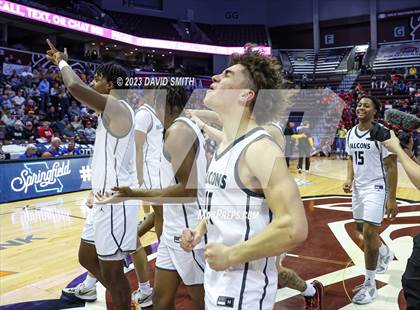 Thumbnail 1 in Staley vs Kickapoo (MSHSAA Class 6 Championship) photogallery.