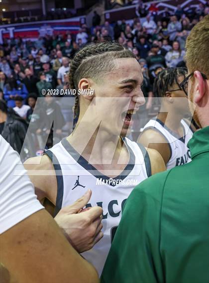 Thumbnail 2 in Staley vs Kickapoo (MSHSAA Class 6 Championship) photogallery.