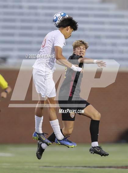Thumbnail 2 in Lassiter vs Dalton (GHSA 6A Championship) photogallery.