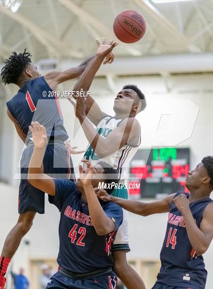 Thumbnail 2 in Grassfield @ Hickory photogallery.