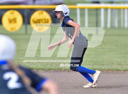 Thumbnail 1 in Newkirk @ Pawnee photogallery.