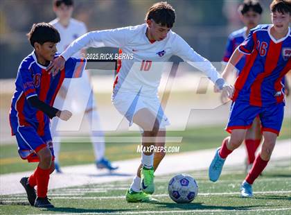 Thumbnail 3 in Grand Oaks @ Oak Ridge (Battle of the Oaks) photogallery.