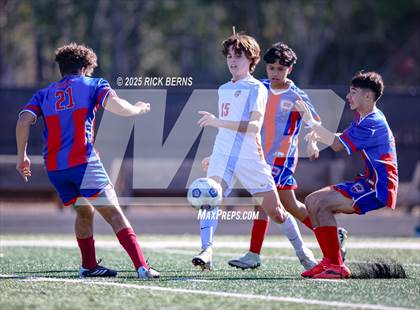 Thumbnail 3 in Grand Oaks @ Oak Ridge (Battle of the Oaks) photogallery.