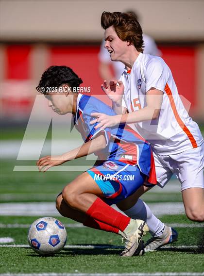 Thumbnail 3 in Grand Oaks @ Oak Ridge (Battle of the Oaks) photogallery.