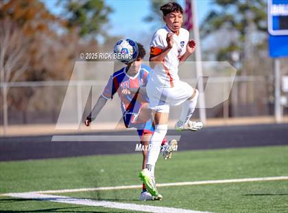 Thumbnail 1 in Grand Oaks @ Oak Ridge (Battle of the Oaks) photogallery.