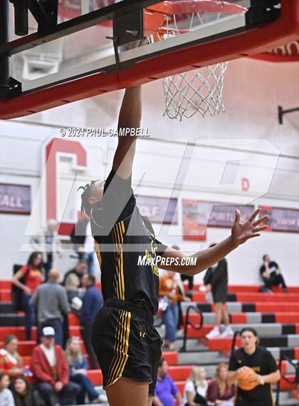 Thumbnail 2 in Maryvale vs Valley Vista (Phoenix Union Coyote Classic) photogallery.