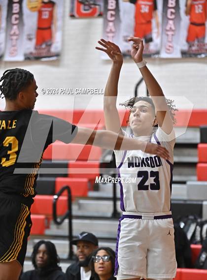 Thumbnail 1 in Maryvale vs Valley Vista (Phoenix Union Coyote Classic) photogallery.