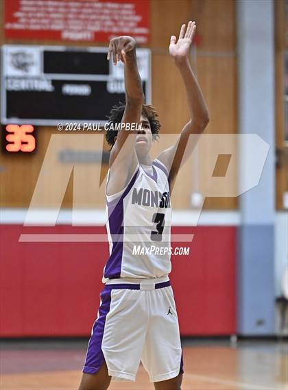 Thumbnail 3 in Maryvale vs Valley Vista (Phoenix Union Coyote Classic) photogallery.