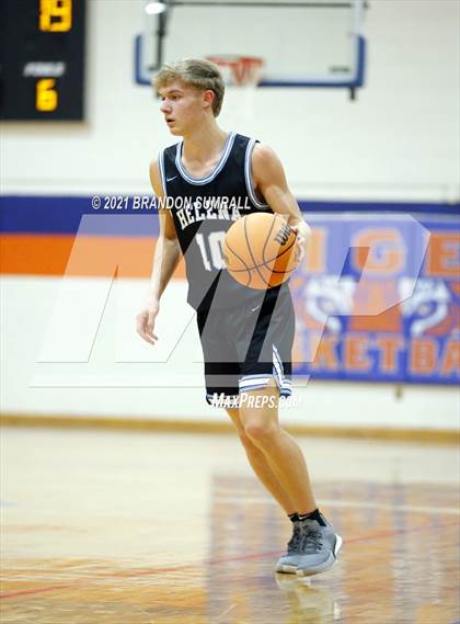 Thumbnail 2 in Chilton County vs. Helena photogallery.
