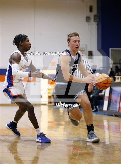 Thumbnail 3 in Chilton County vs. Helena photogallery.