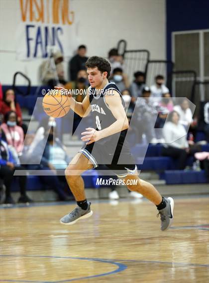 Thumbnail 1 in Chilton County vs. Helena photogallery.
