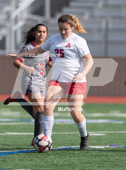 Thumbnail 3 in Lee [Robert E.] vs Antonian Prep (NEISD Soccer Showcase) photogallery.