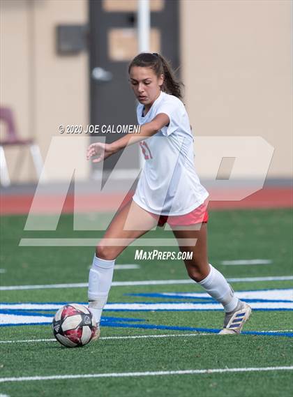 Thumbnail 1 in Lee [Robert E.] vs Antonian Prep (NEISD Soccer Showcase) photogallery.