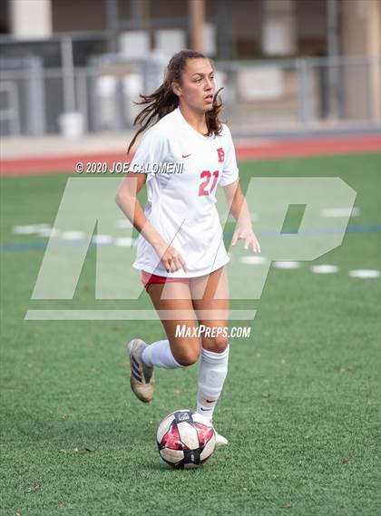 Thumbnail 3 in Lee [Robert E.] vs Antonian Prep (NEISD Soccer Showcase) photogallery.