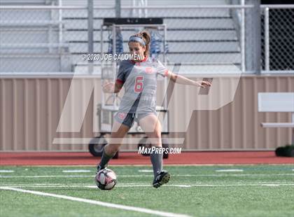Thumbnail 1 in Lee [Robert E.] vs Antonian Prep (NEISD Soccer Showcase) photogallery.