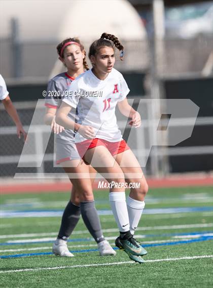 Thumbnail 3 in Lee [Robert E.] vs Antonian Prep (NEISD Soccer Showcase) photogallery.