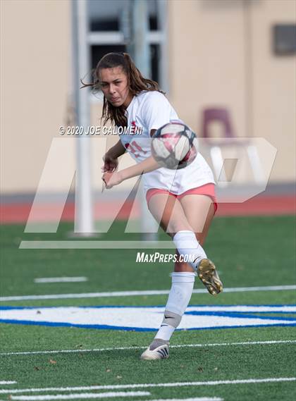 Thumbnail 2 in Lee [Robert E.] vs Antonian Prep (NEISD Soccer Showcase) photogallery.