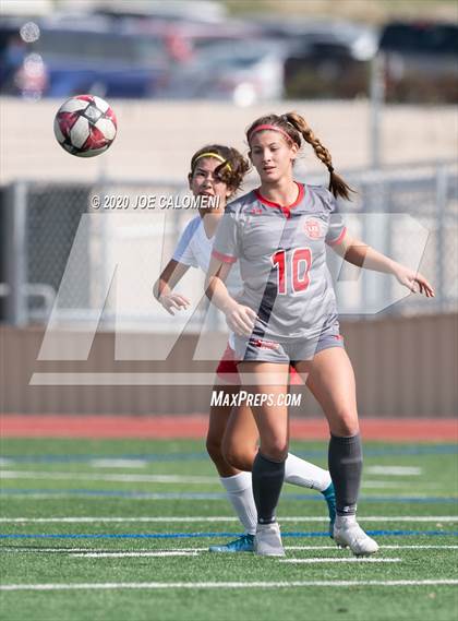 Thumbnail 2 in Lee [Robert E.] vs Antonian Prep (NEISD Soccer Showcase) photogallery.