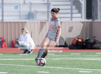 Thumbnail 2 in Lee [Robert E.] vs Antonian Prep (NEISD Soccer Showcase) photogallery.