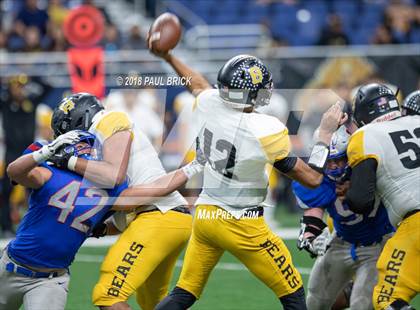 Thumbnail 3 in Westlake vs SA Brennan (UIL 6A Area Playoff) photogallery.