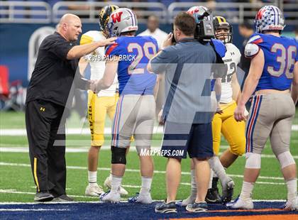 Thumbnail 1 in Westlake vs SA Brennan (UIL 6A Area Playoff) photogallery.