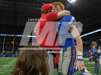 Thumbnail 3 in Westlake vs SA Brennan (UIL 6A Area Playoff) photogallery.