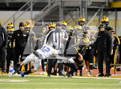 Thumbnail 3 in Sterlington vs. St. James (LHSAA 3A 2nd Round Playoff) photogallery.
