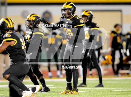 Thumbnail 3 in Sterlington vs. St. James (LHSAA 3A 2nd Round Playoff) photogallery.