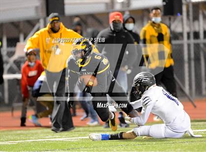 Thumbnail 2 in Sterlington vs. St. James (LHSAA 3A 2nd Round Playoff) photogallery.