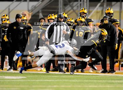 Thumbnail 1 in Sterlington vs. St. James (LHSAA 3A 2nd Round Playoff) photogallery.