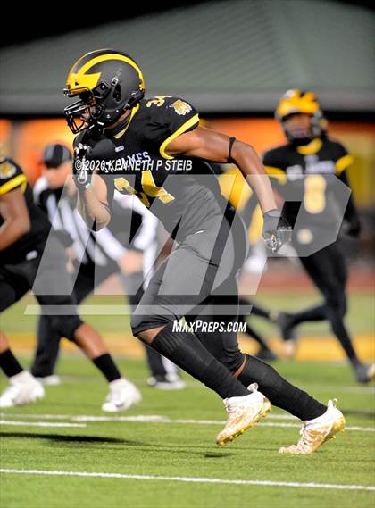 Thumbnail 3 in Sterlington vs. St. James (LHSAA 3A 2nd Round Playoff) photogallery.