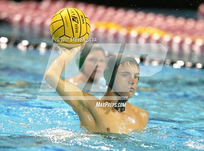 Thumbnail 3 in Coronado vs. La Jolla (CIF SDS Open Division Final) photogallery.