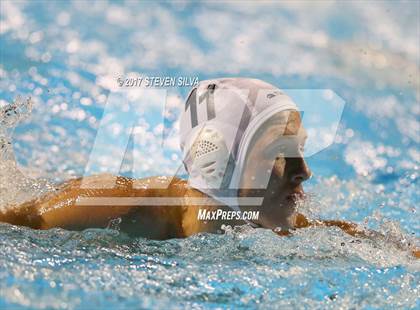 Thumbnail 3 in Coronado vs. La Jolla (CIF SDS Open Division Final) photogallery.
