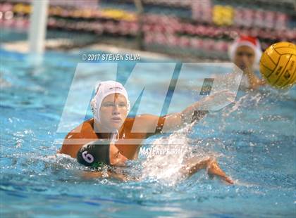 Thumbnail 2 in Coronado vs. La Jolla (CIF SDS Open Division Final) photogallery.