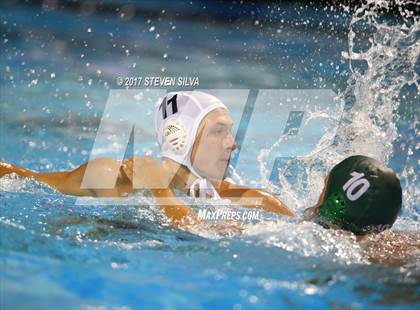 Thumbnail 2 in Coronado vs. La Jolla (CIF SDS Open Division Final) photogallery.
