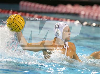 Thumbnail 2 in Coronado vs. La Jolla (CIF SDS Open Division Final) photogallery.