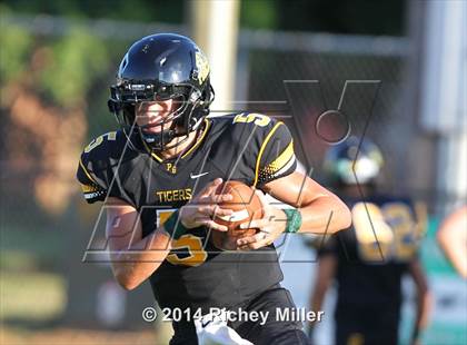 Thumbnail 2 in Farmington @ Prairie Grove photogallery.