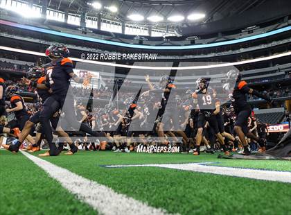 Thumbnail 2 in Aledo vs. College Station (UIL 5A Division 1 Final) photogallery.
