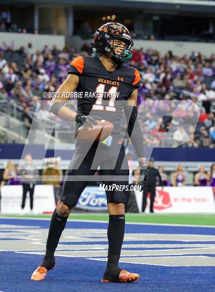Thumbnail 3 in Aledo vs. College Station (UIL 5A Division 1 Final) photogallery.