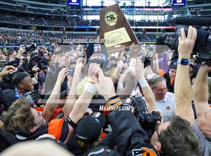 Thumbnail 2 in Aledo vs. College Station (UIL 5A Division 1 Final) photogallery.